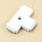 Conector FEMALE, cu 4 pini, pentru benzile led multicolore, RGB, 3 porturi, forma de T